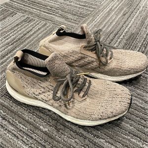 Adidas ultraboost mid